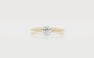 The Floeting® Diamond Ring in Yellow Gold | 0.54ct E VS1