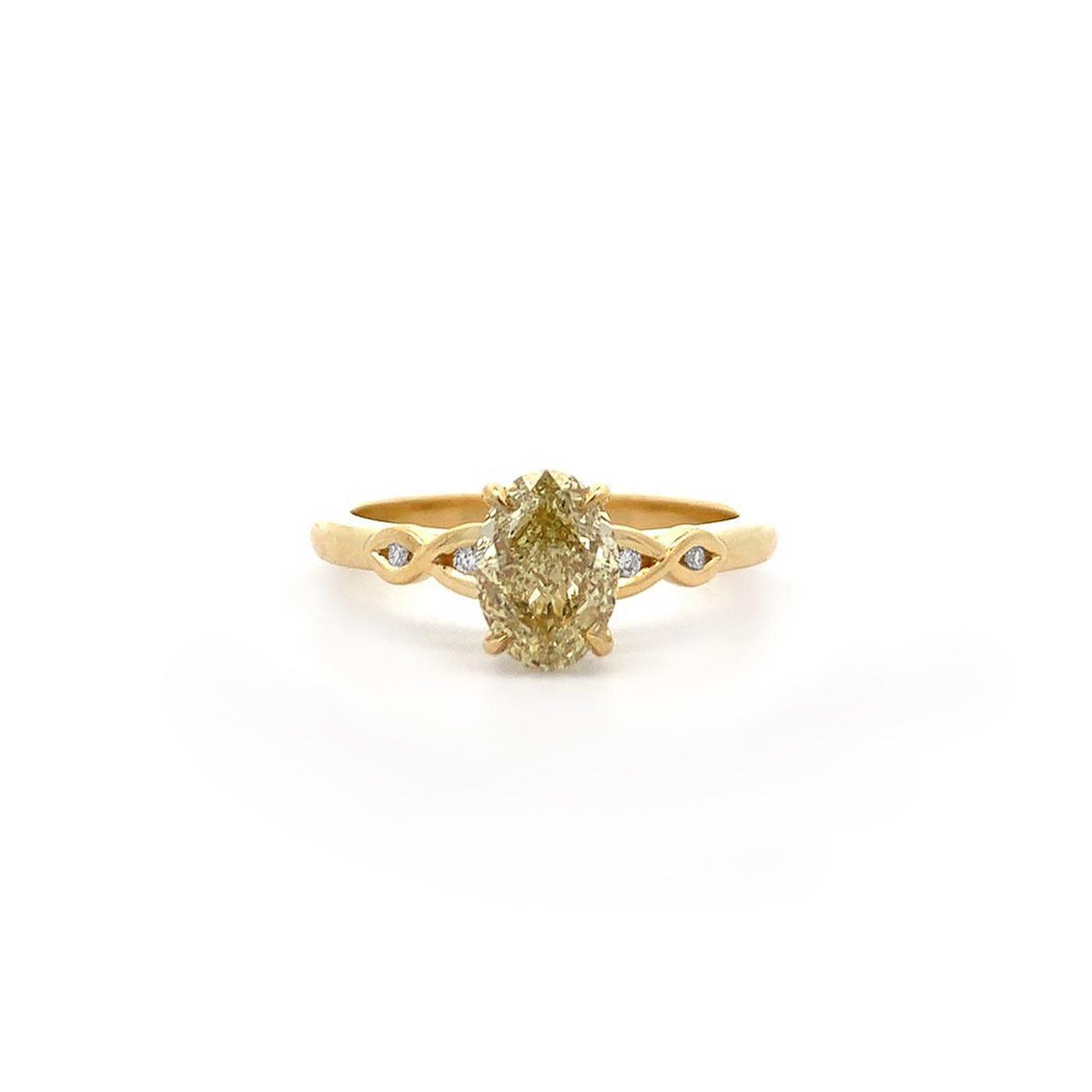 Pikorua: Oval Cut Yellow Diamond Solitaire Ring in Yellow Gold | 1.23ctw