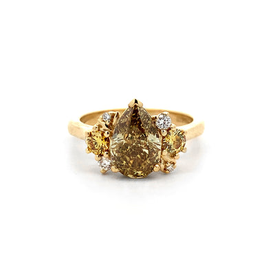 Hera: Diamond Cluster Ring