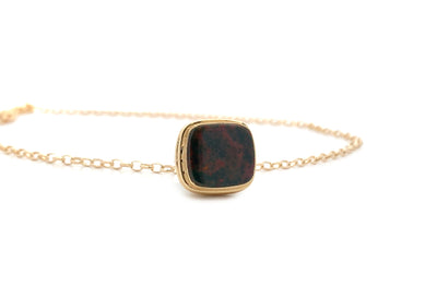 Vintage-Style Bloodstone Stamp Pendant in Yellow Gold