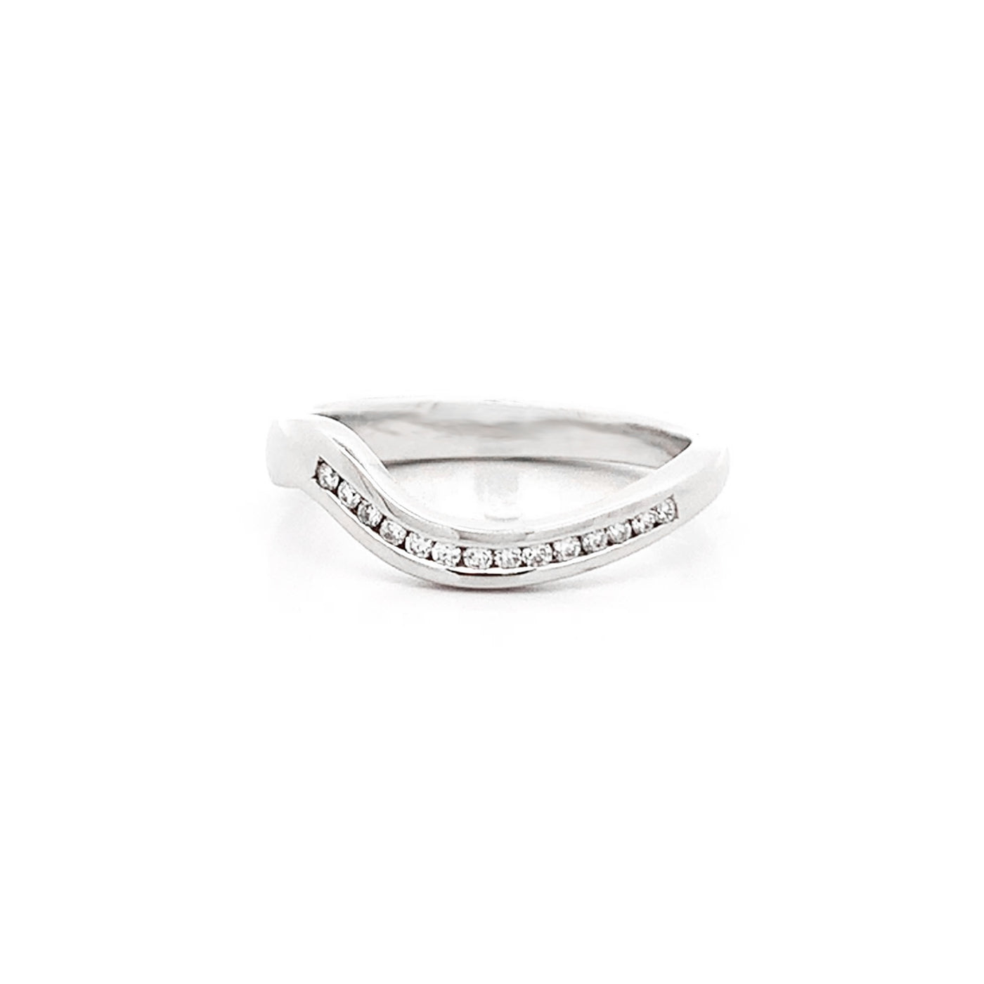 Crost Evo: Diamond Set Ring in Platinum