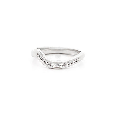 Crost Evo: Diamond Set Ring in Platinum
