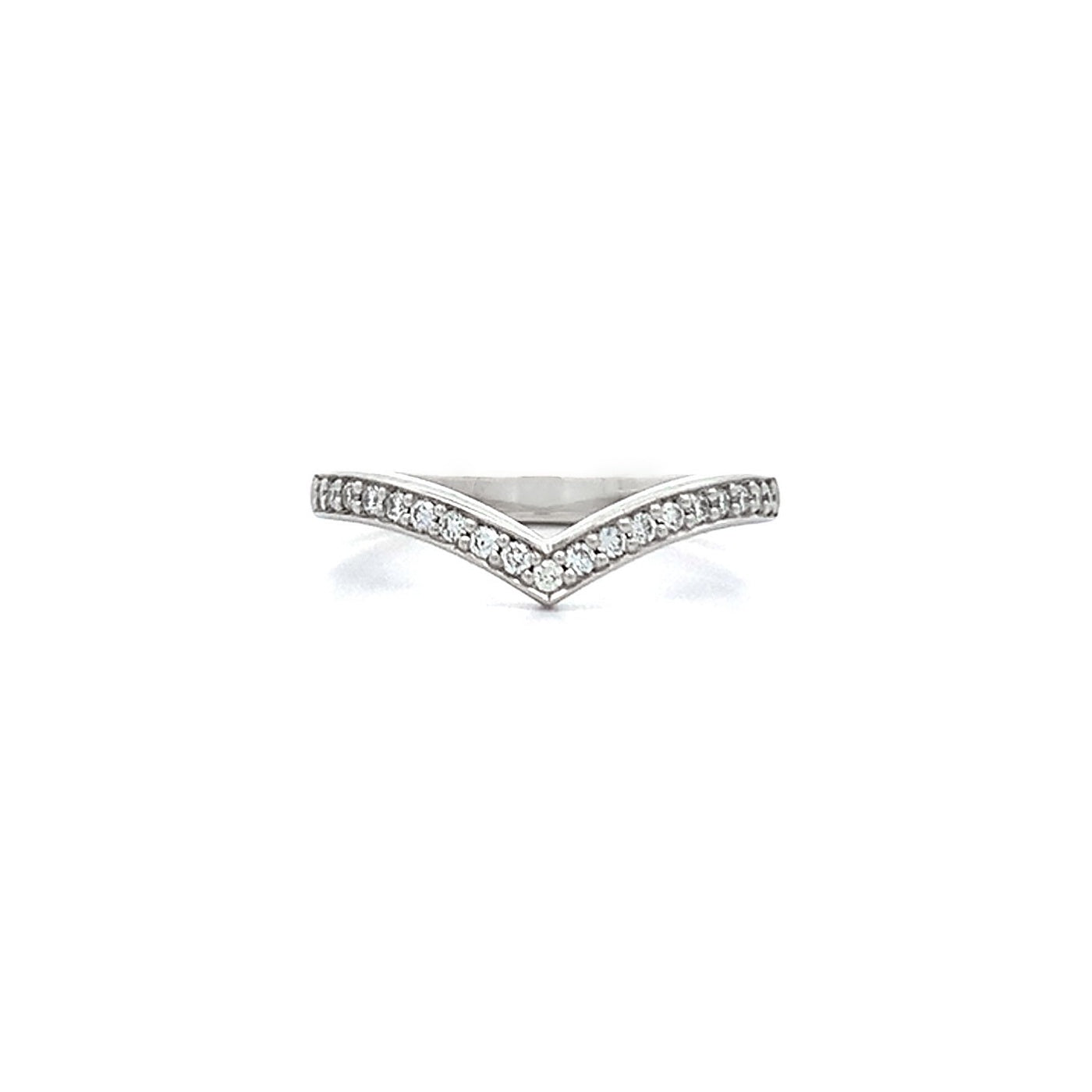 Brilliant Cut Diamond Grain Set 'V' Shaped Ring in Platinum | 0.19ctw