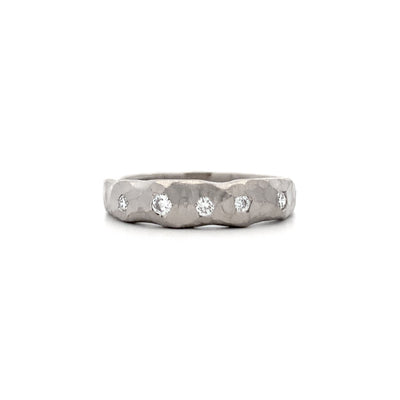 Brilliant Diamond Hammered Finish Ring in White Gold