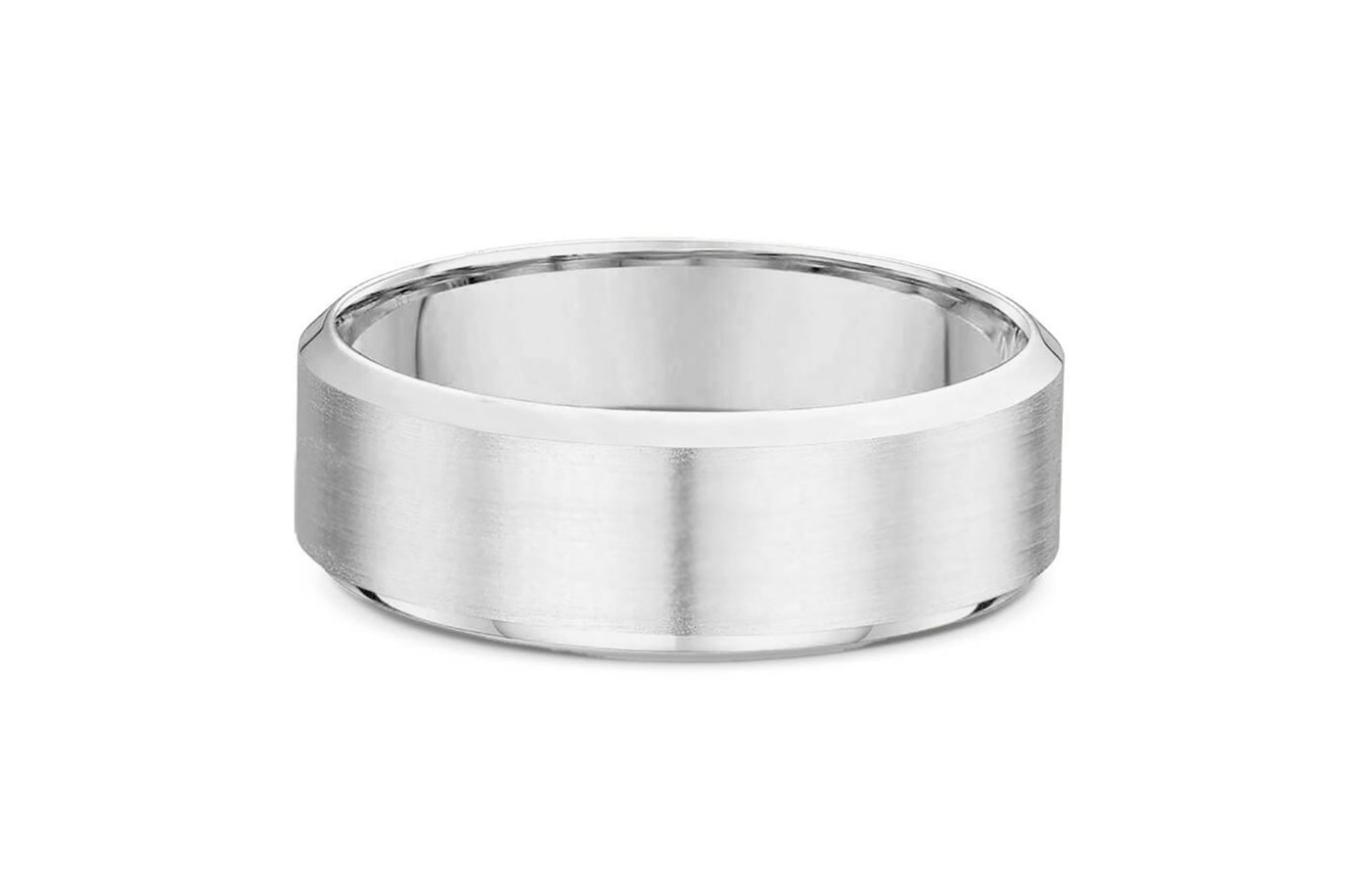 Bevel Edge Band in Platinum