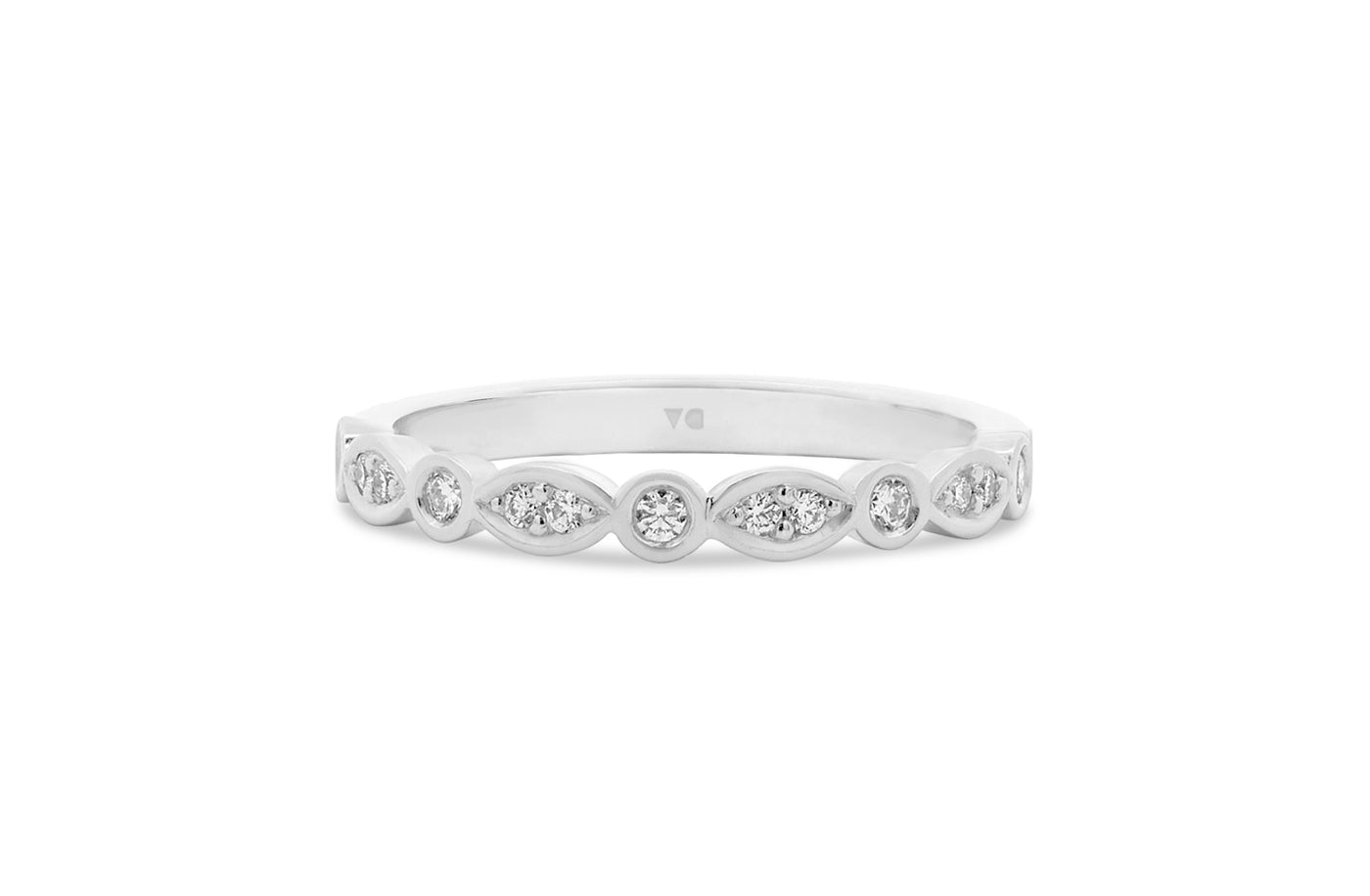 Leaf and Circle Diamond Set Ring