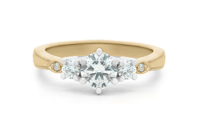 Lyte: Brilliant Cut Diamond Three Stone Ring