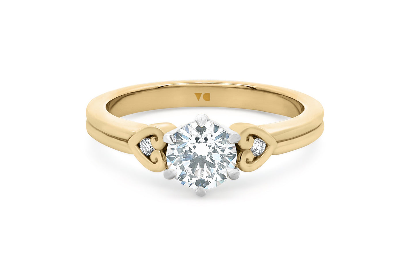 Raumati: Brilliant Cut Diamond Solitaire Ring