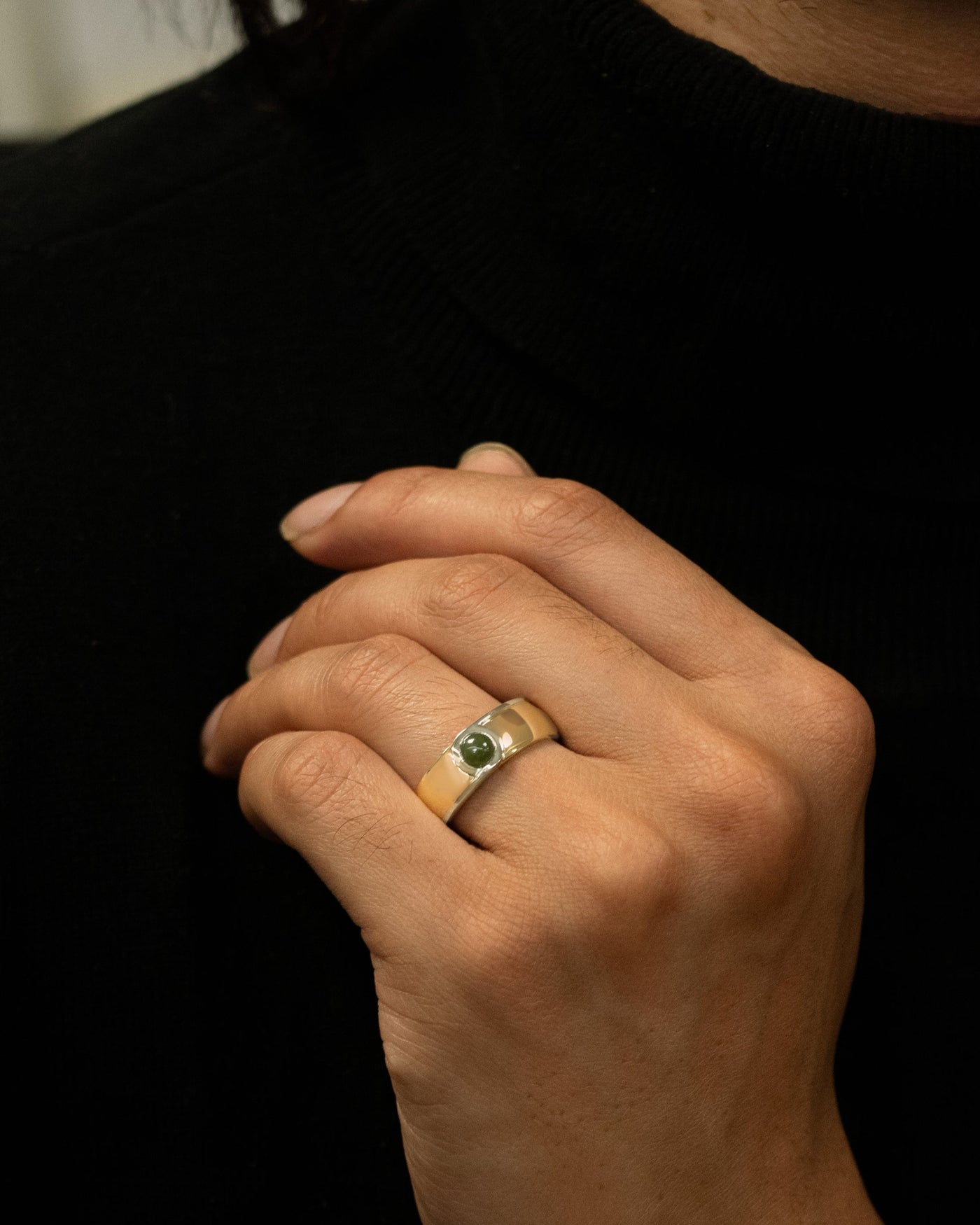 Tide: Pounamu Set Band in Yellow Gold and Platinum
