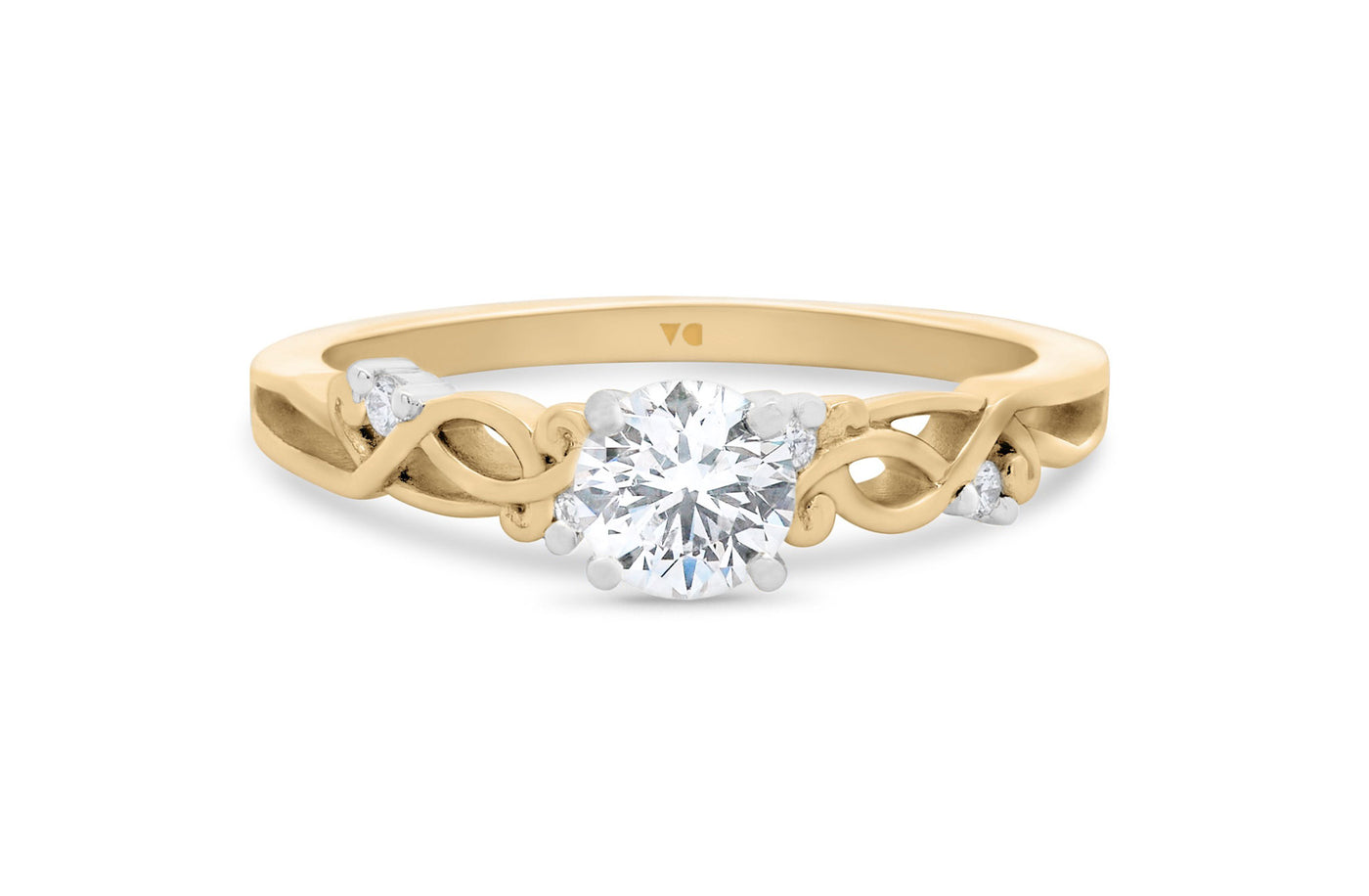 Traces: Brilliant Cut Diamond Solitaire Ring