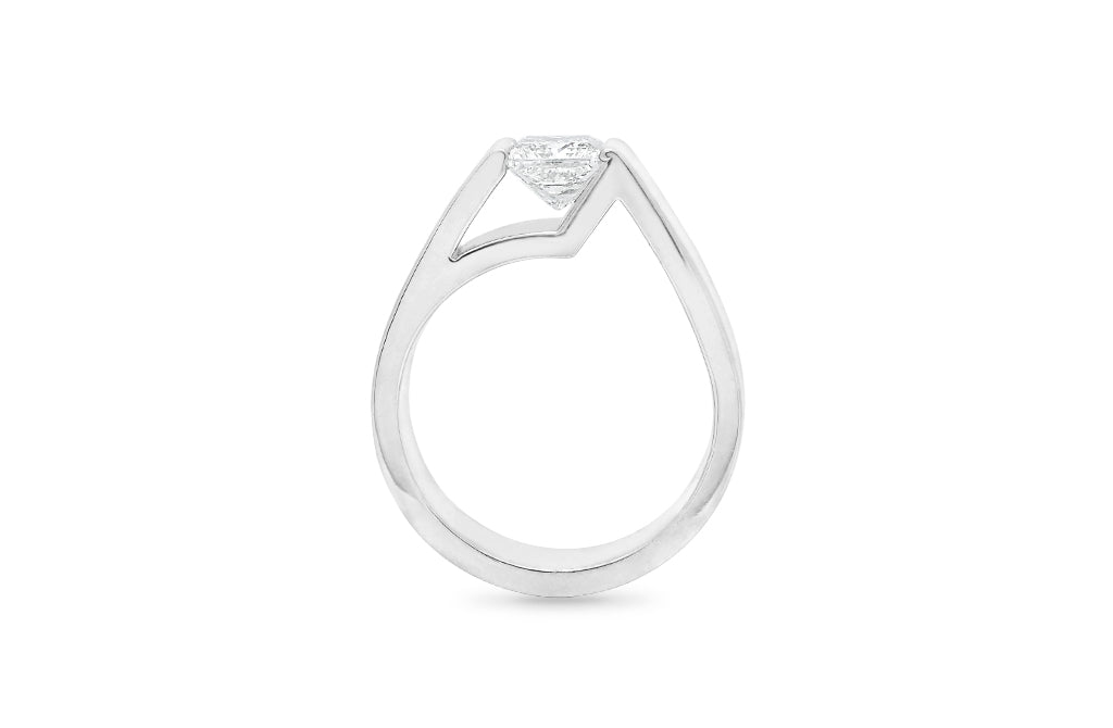 Lidz: Princess Cut Diamond Solitaire Ring