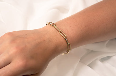 Paperclip Chain Bracelet in Yellow Gold