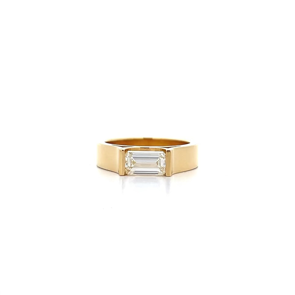 Celeste: Emerald Cut Diamond Solitaire Ring in Yellow Gold | 1.02ct J VS2