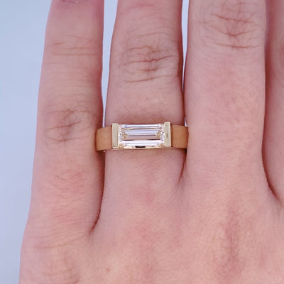Celeste: Baguette Cut Diamond Solitaire Ring in Yellow Gold | 1.20ct