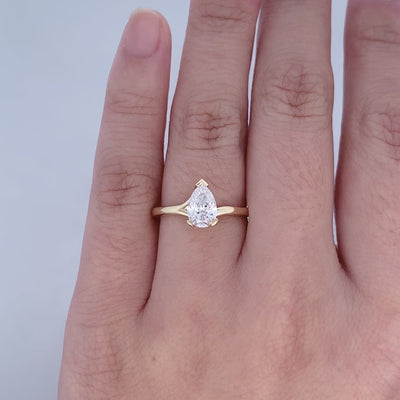 Silhouette: Pear Cut Diamond Solitaire Ring in Yellow Gold | 0.81ct