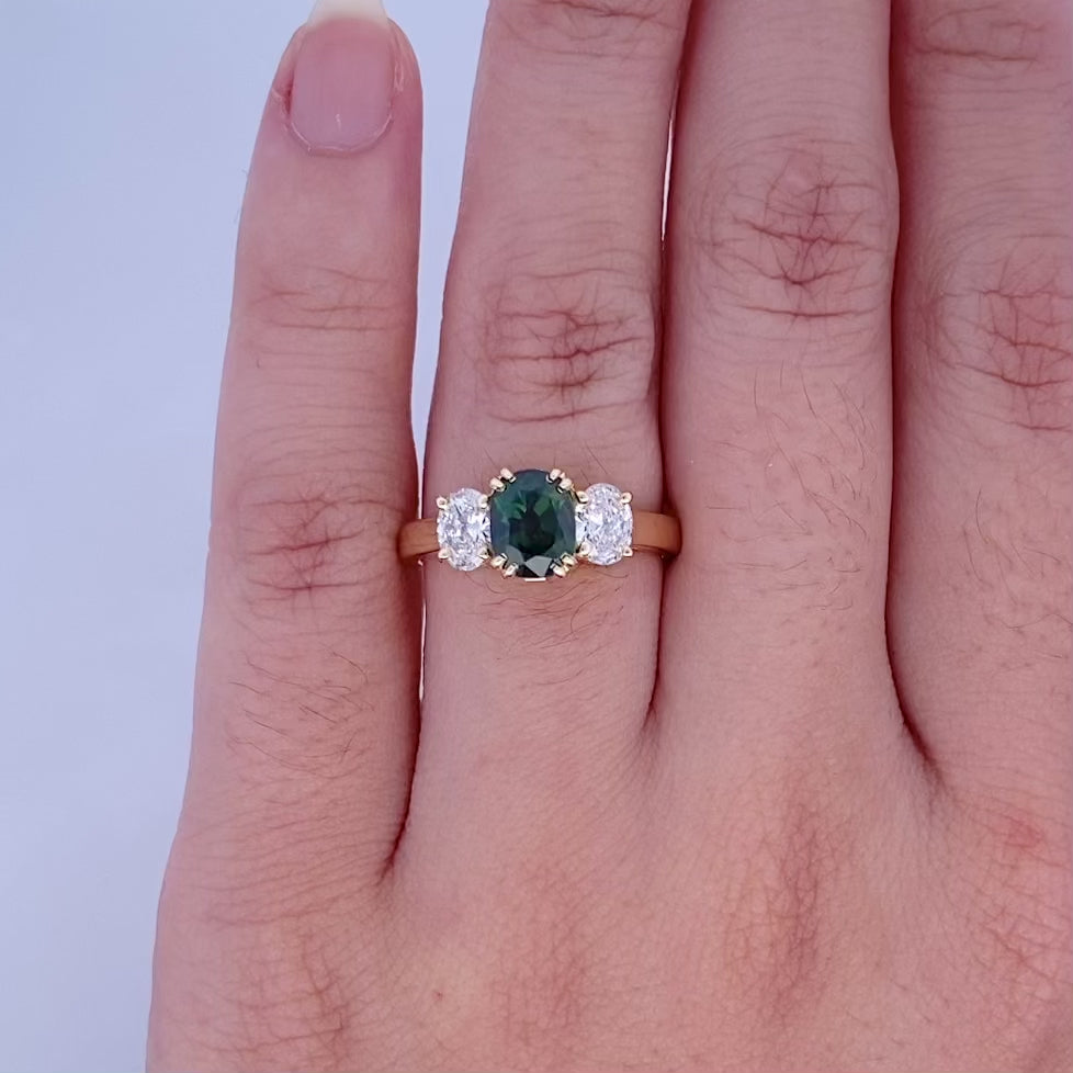 Makem: Green Sapphire & Diamond Three Stone Ring