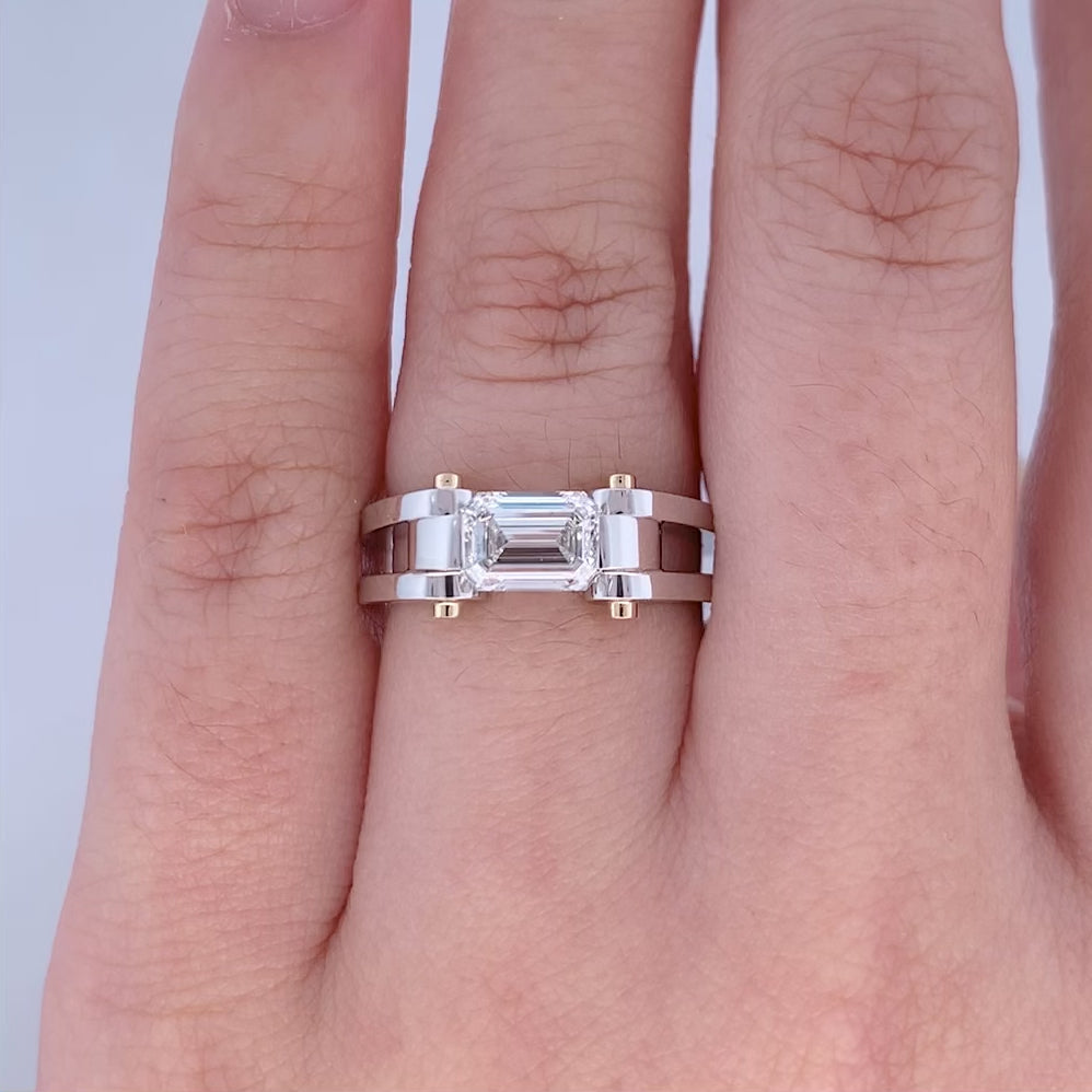 Circlipd: Emerald Cut Diamond Solitaire Ring