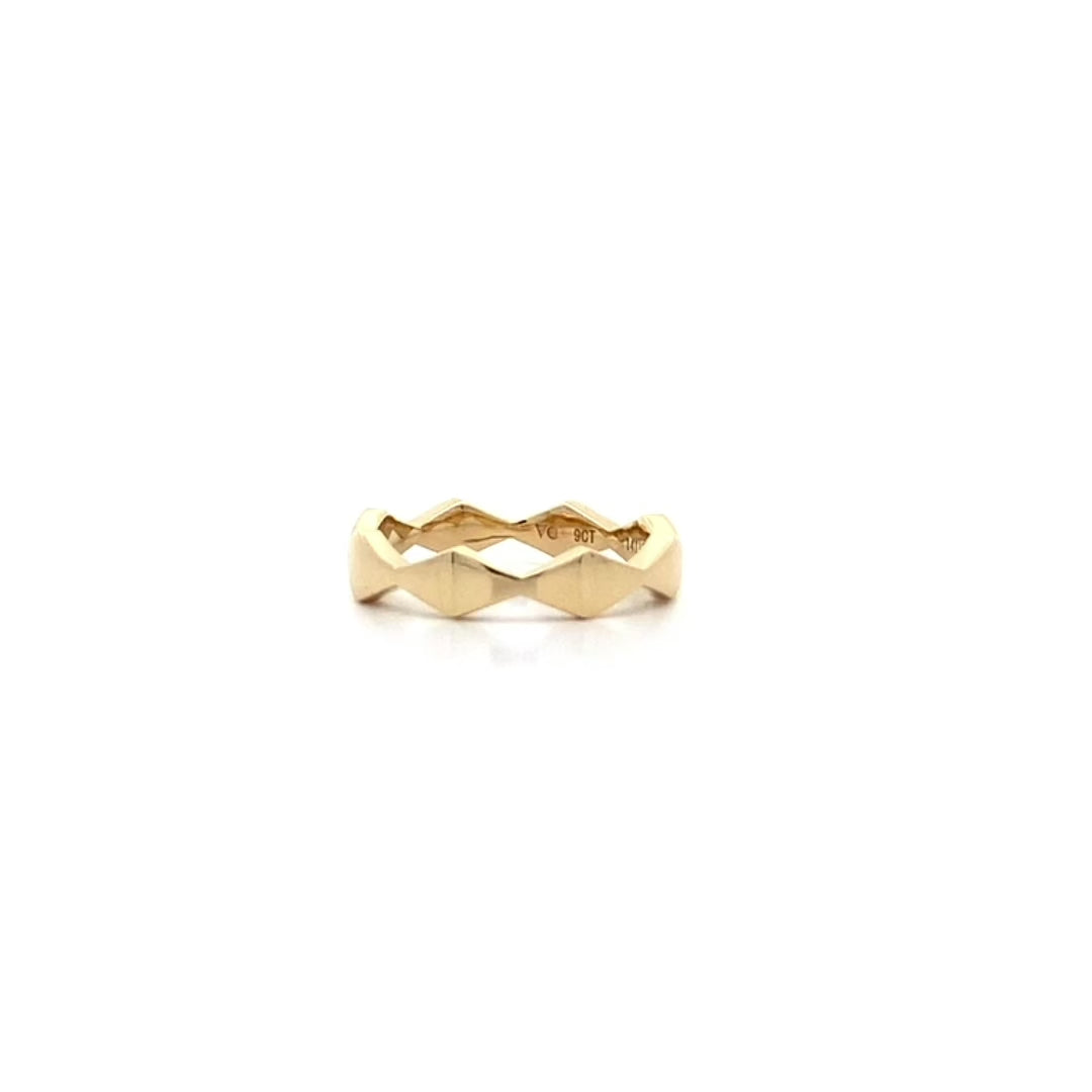 Zig Zag Ring in Yellow Gold