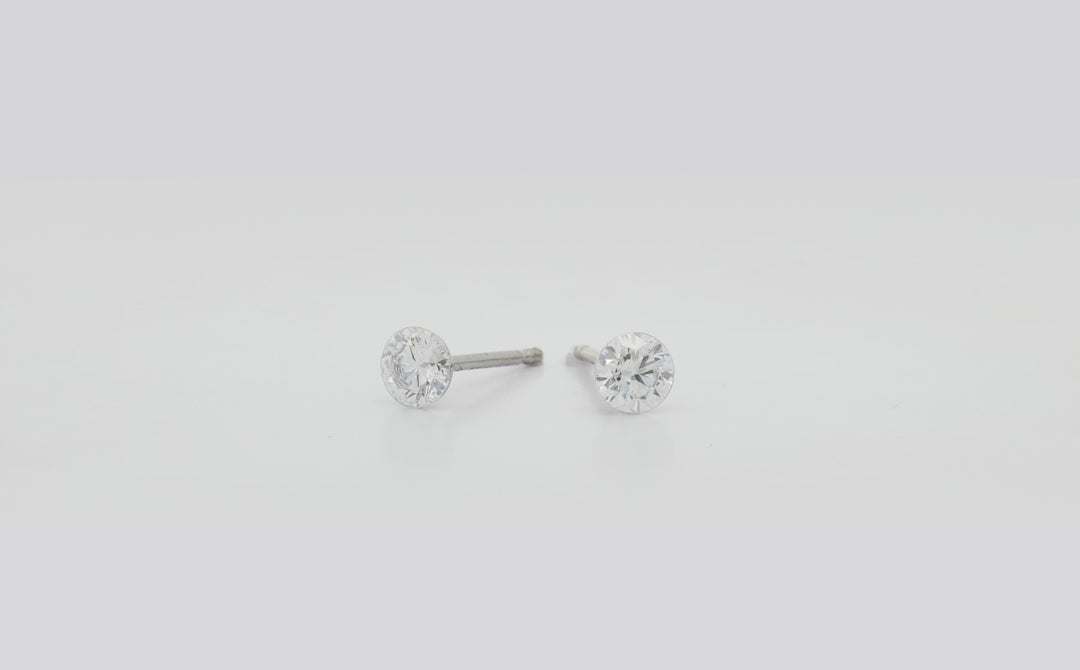 The Floeting® Diamond Stud Earrings | 1.03ctw F VVS