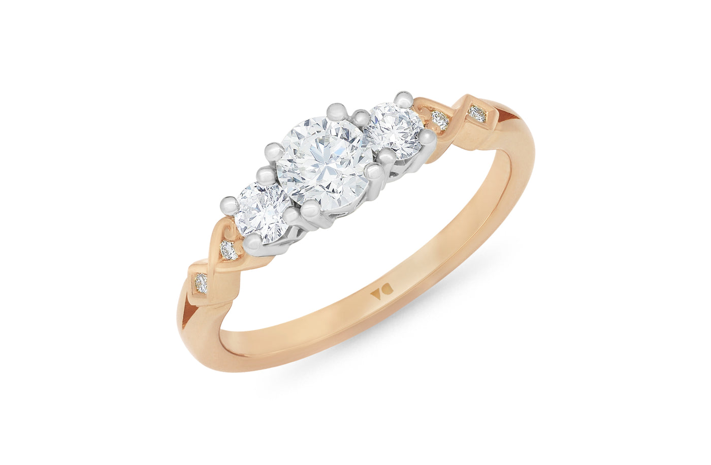 Diamond ring, Diamond Cluster Ring, Platinum setting Diamond Ring, 18k, 18ct, rose gold, solitaire, Maori, Polynesian, Celtic, Baile, love heart jewellery, round diamond solitaire, three stone, carat, jewellery, jewelry