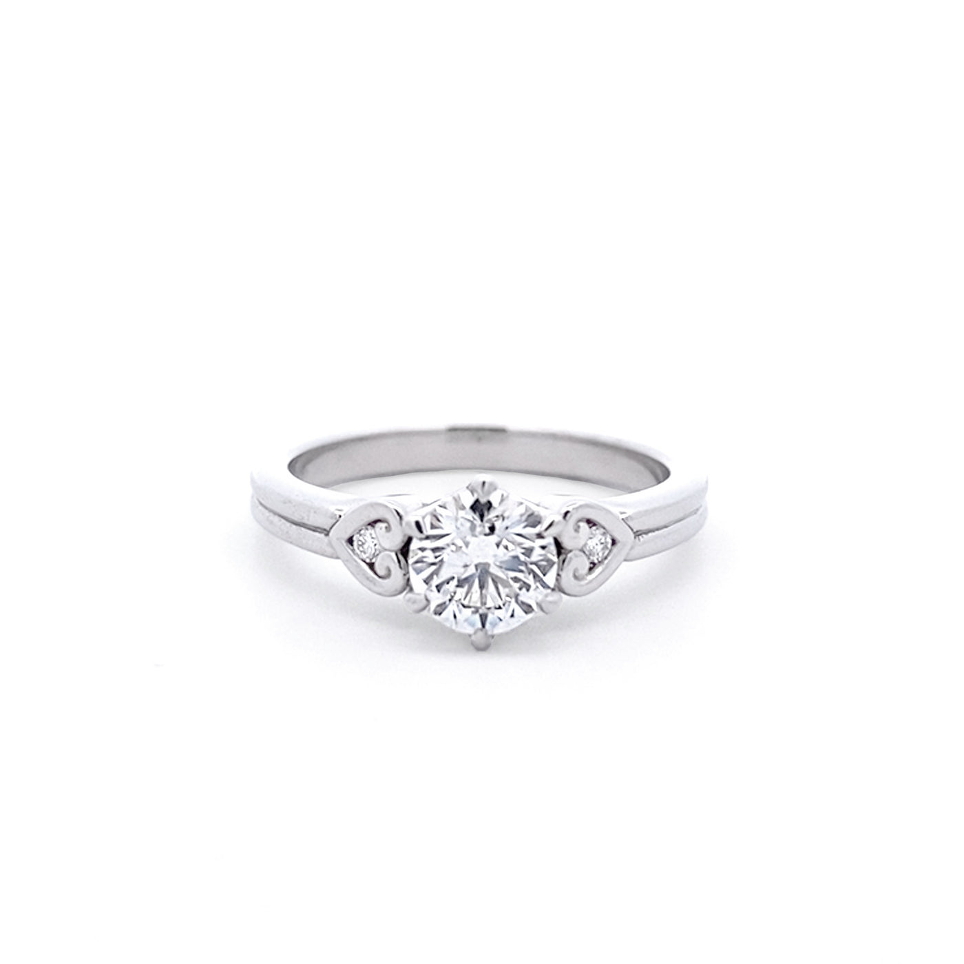 Raumati: Brilliant Cut Diamond Solitaire Ring in Platinum | 0.77ctw