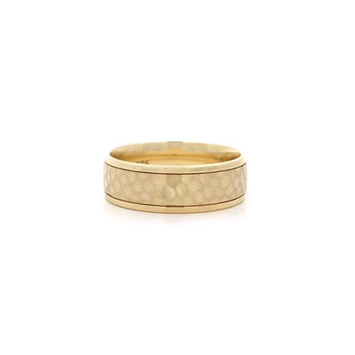 Fine Hammered Finish 7.0mm Band in Yellow Gold