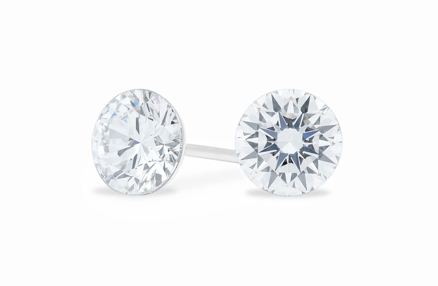 The Floeting® Diamond Stud Earrings