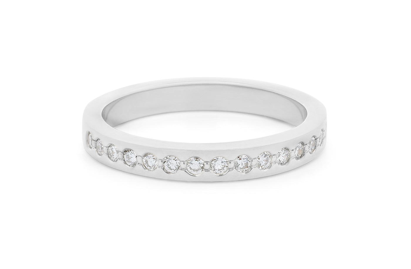 Single diamond platinum ring hot sale
