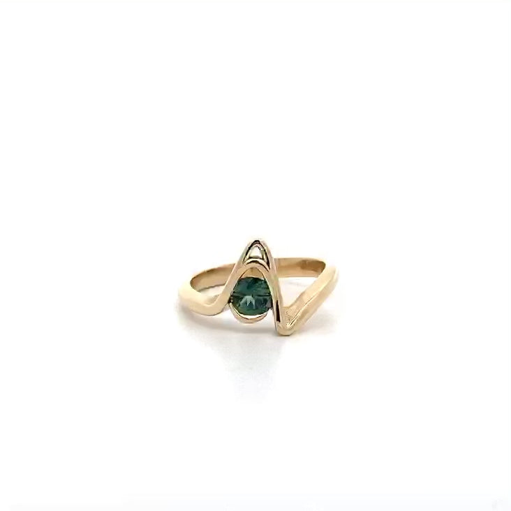 Cove: Teal Sapphire Ring