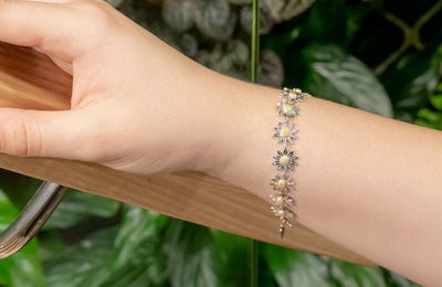 Daisy Chain Bracelet