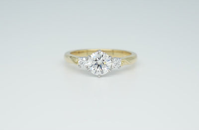 Awa: Brilliant Cut Diamond Three Stone Ring