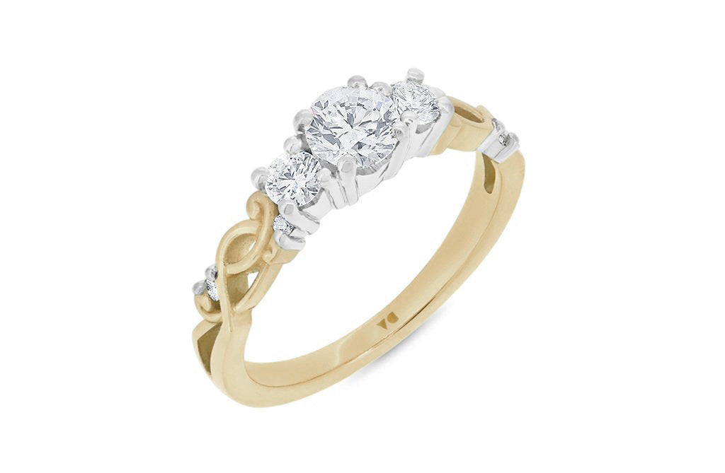 Traces: Brilliant Cut Diamond Three Stone Ring